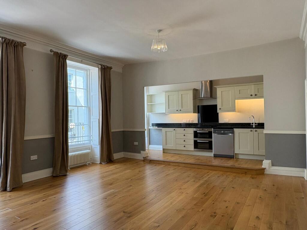 Main image of property: High East Street, DORCHESTER
