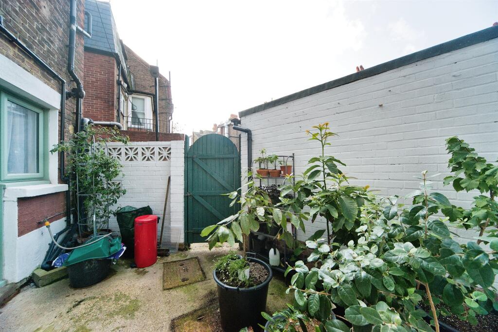 Additional property image - Elms Avenue, Eastbourne