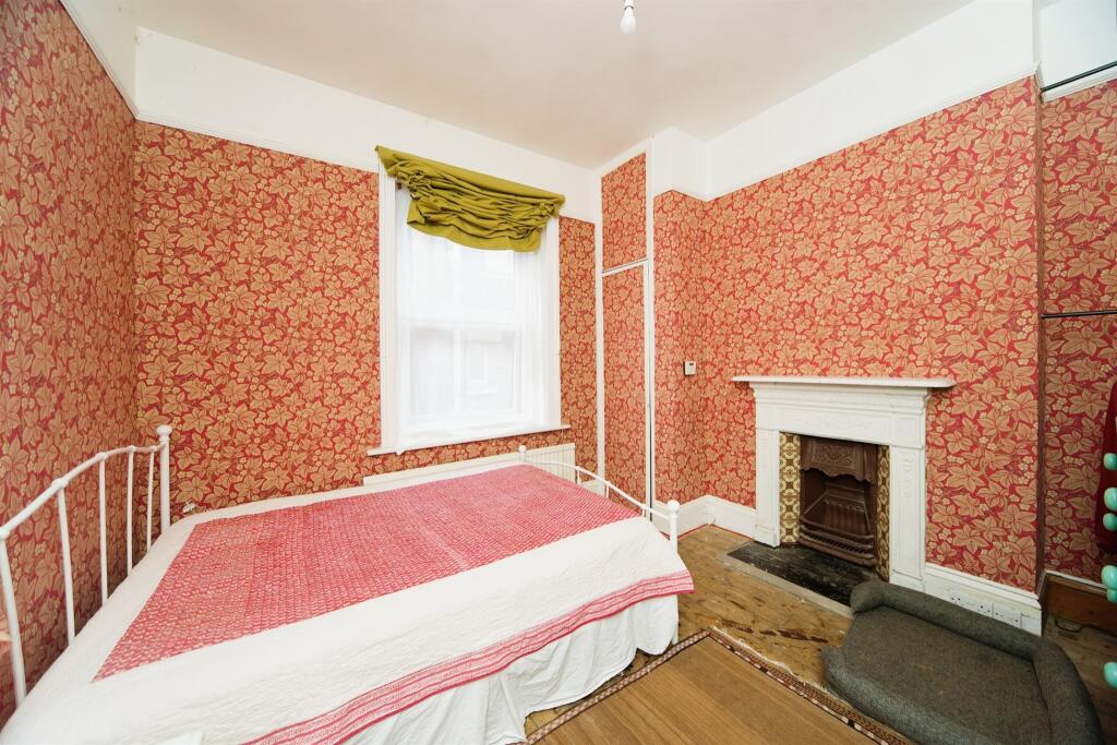 Additional property image - Elms Avenue, Eastbourne