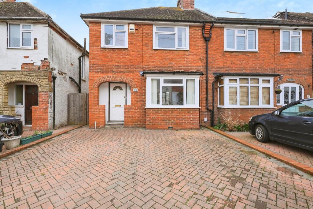 3 bedroom semi-detached house