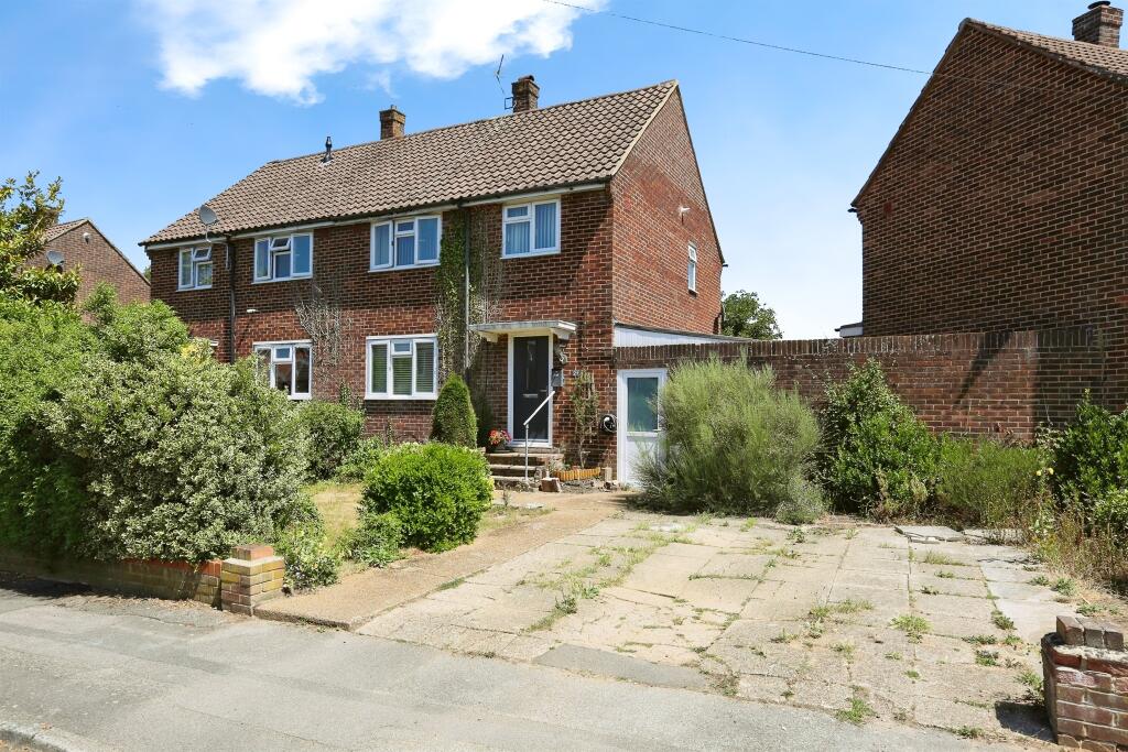 Main image of property: East Drive, Bishopstoke, Eastleigh