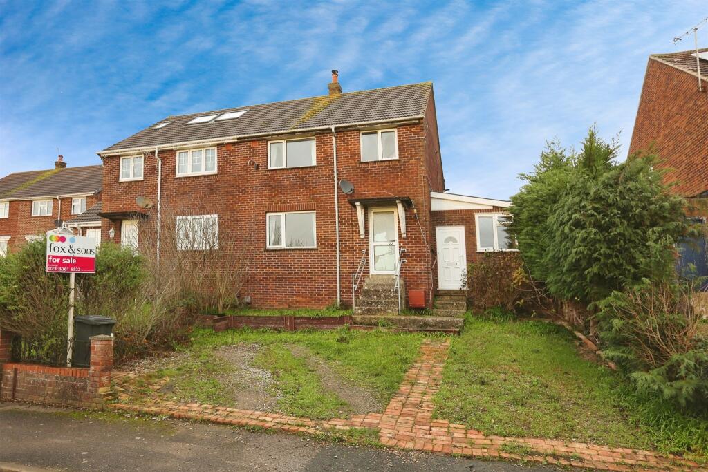 Main image of property: Cotton Close, Bishopstoke, EASTLEIGH