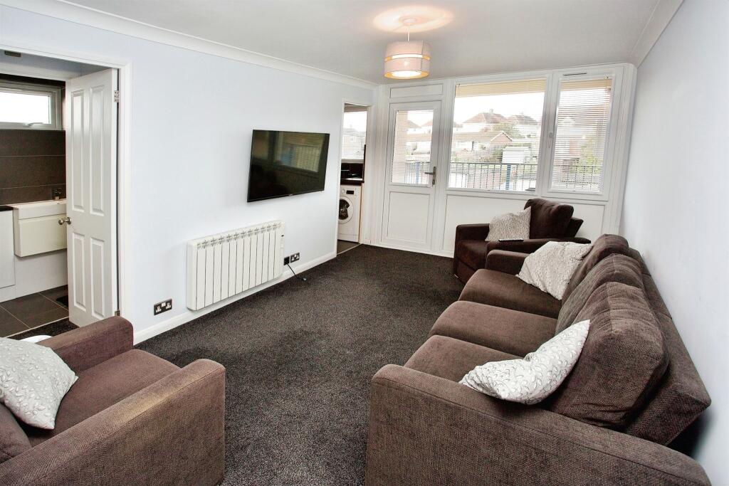 1 bedroom flat for sale in Hewett Close, Fareham, PO14