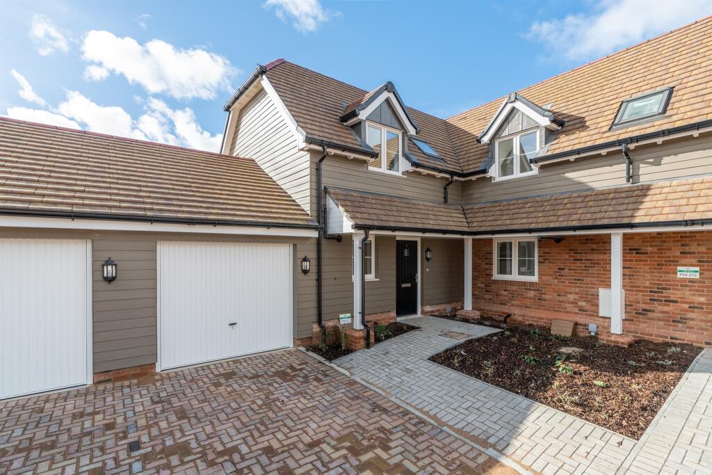 Additional property image - Edmondsham Road, Verwood