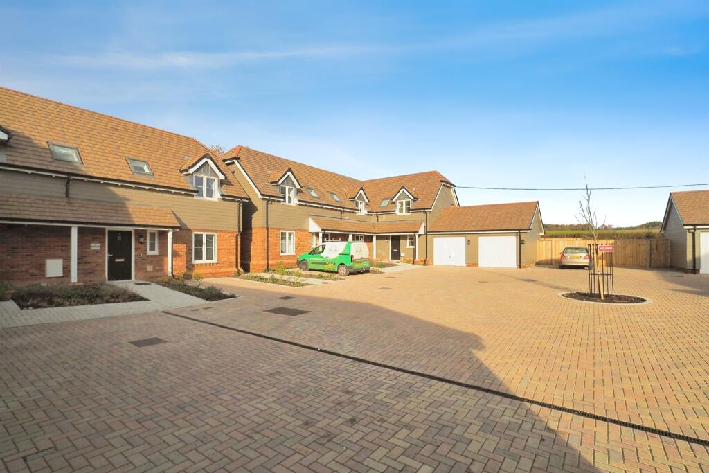 Additional property image - Edmondsham Road, Verwood