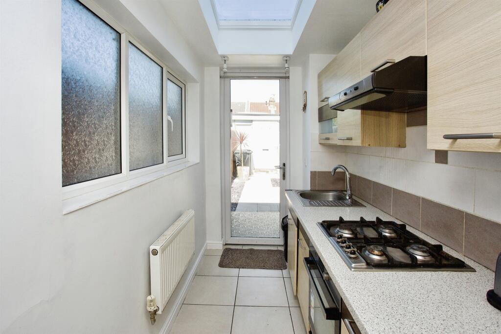 2 bedroom terraced house for sale in Mayfield Road, Gosport, PO12