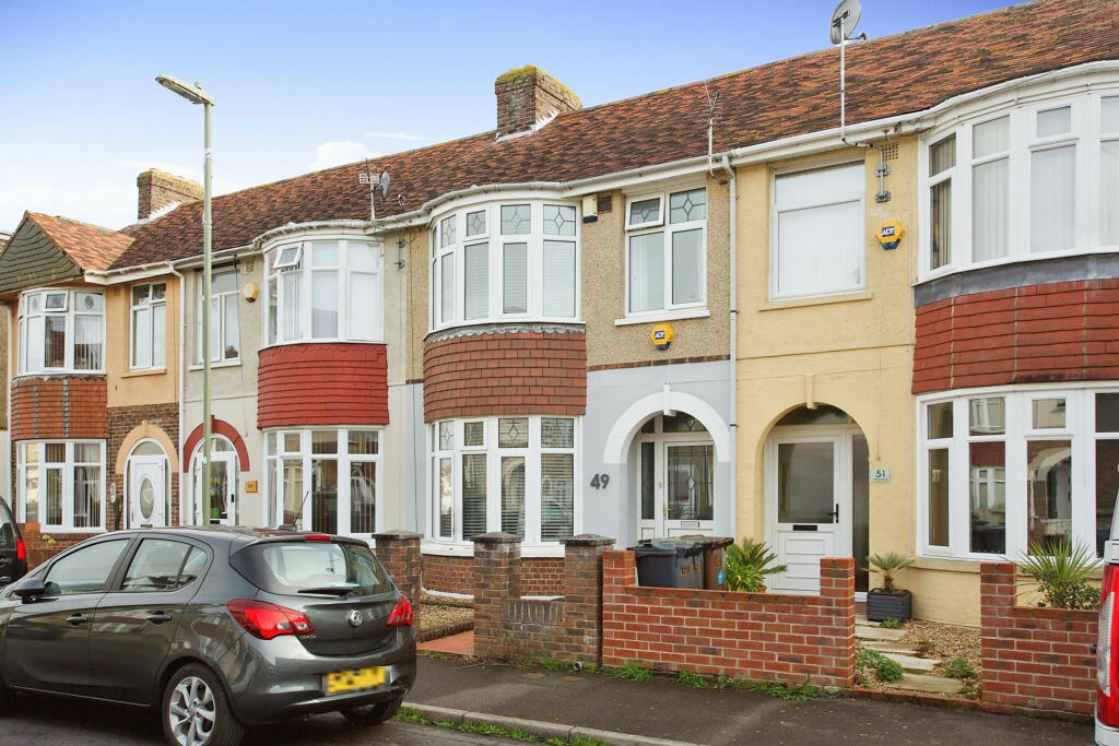 2 bedroom terraced house for sale in Welch Road, Gosport, PO12