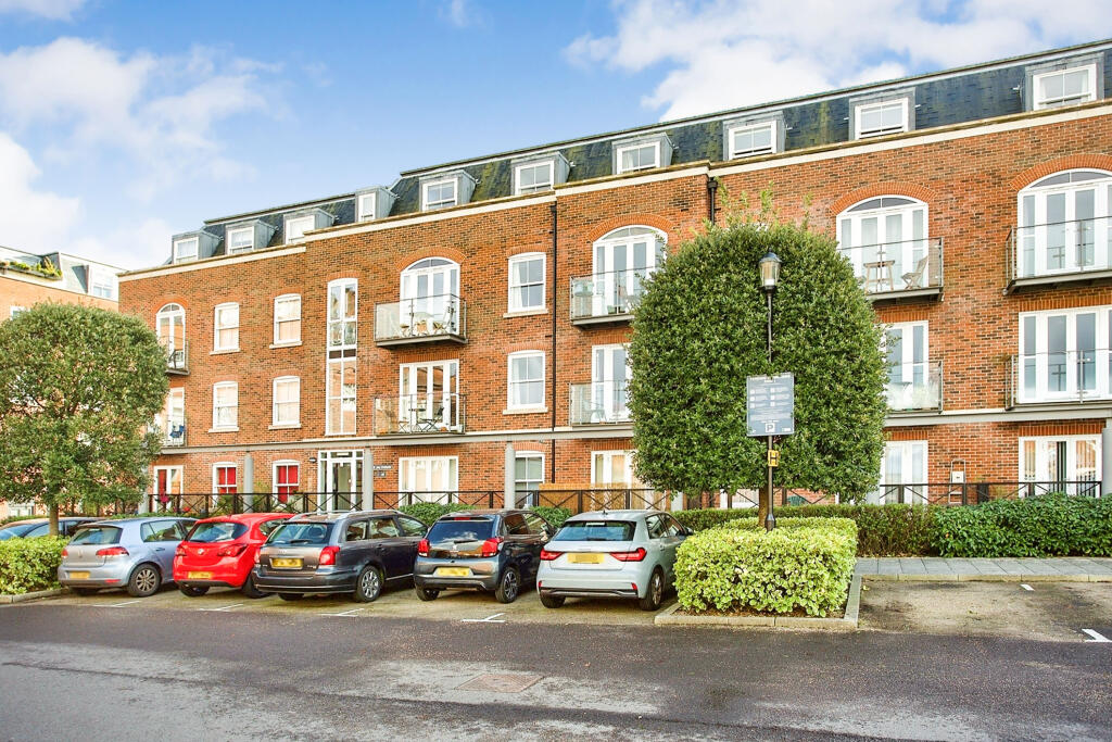 1 bedroom apartment for sale in Salt Meat Lane, Gosport, PO12