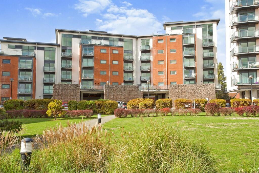 Main image of property: Rope Quays, Gosport
