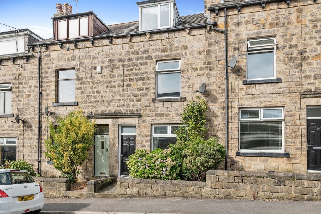 3 bedroom terraced house for sale in Rose Avenue, Horsforth, Leeds, LS18