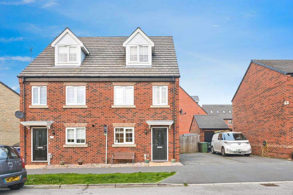 Main image of property: Moseley Beck Crescent, Leeds