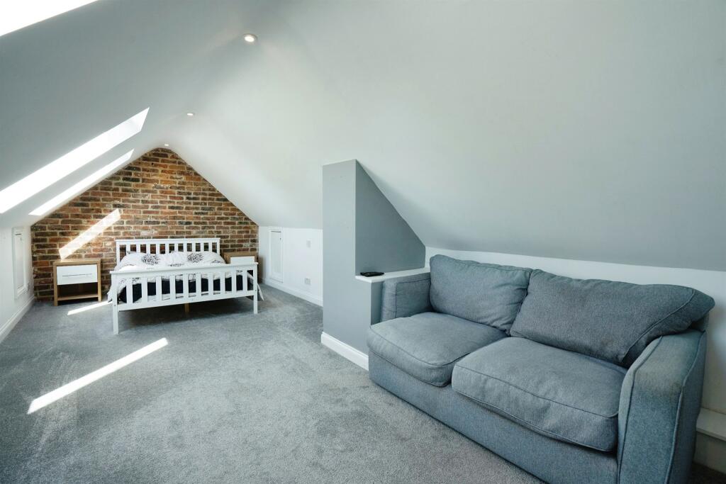 Additional property image - Hawkswood Road, HAILSHAM