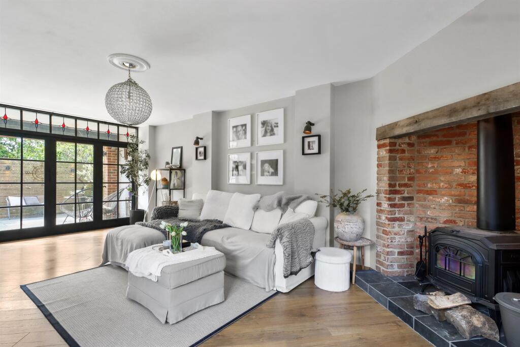 Additional property image - London Road, Hailsham