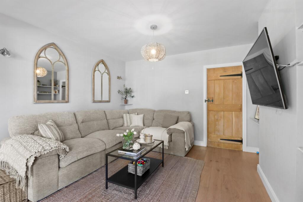 Additional property image - London Road, Hailsham