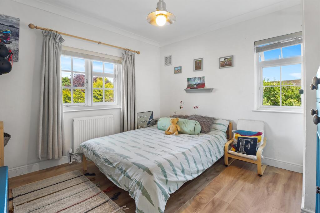 Additional property image - London Road, Hailsham