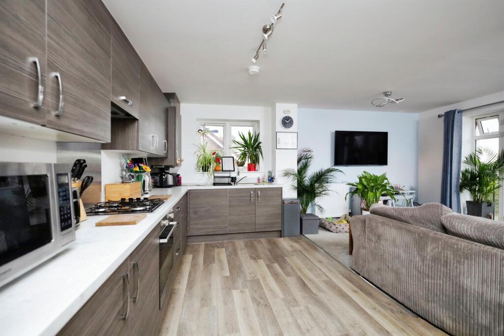 Additional property image - Sail Street, HAILSHAM