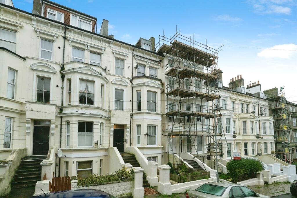 Studio flat for sale in Kenilworth Road, St. LeonardsOnSea, TN38