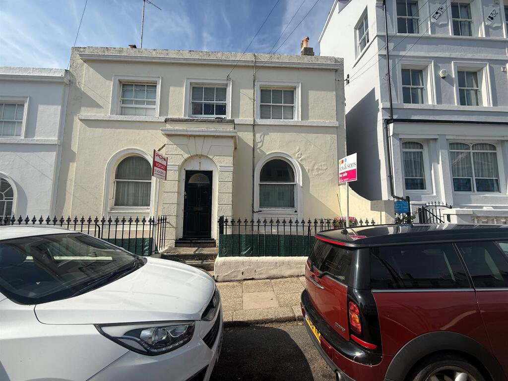 Main image of property: East Ascent, St. Leonards-On-Sea