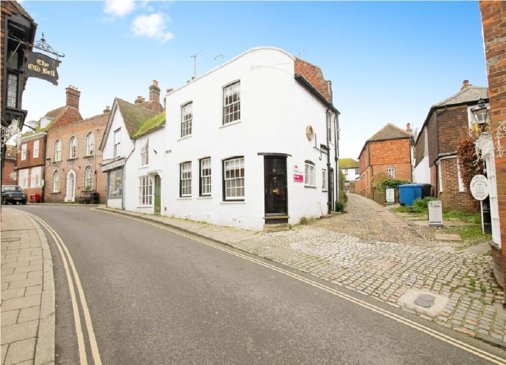 Main image of property: Mermaid Passage, Rye