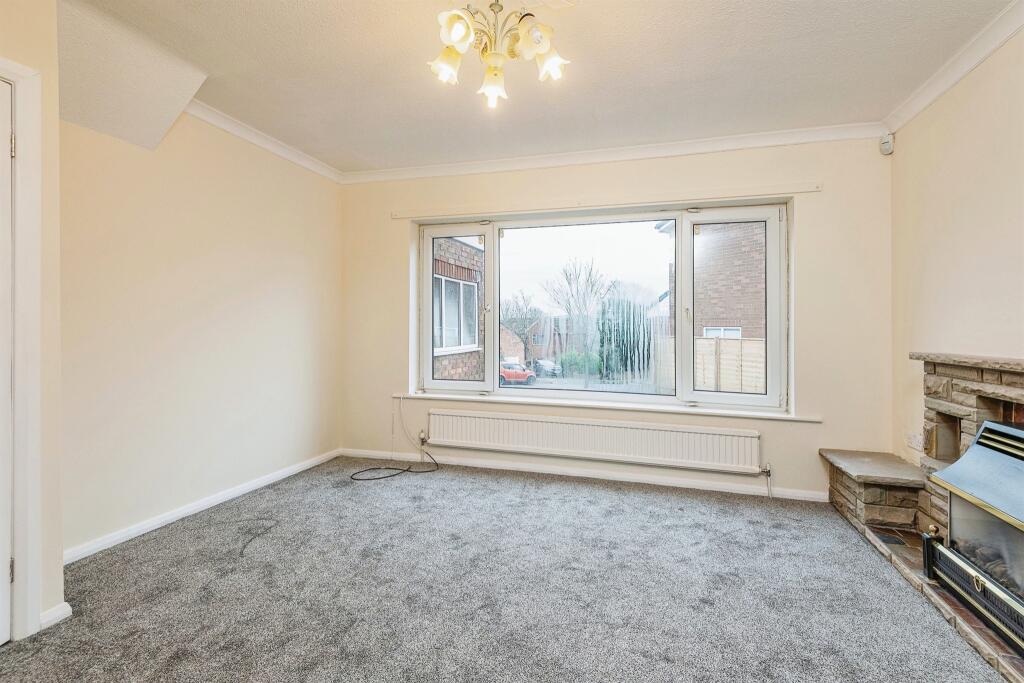 3 bedroom detached house for sale in Park Hill, Bradley, Huddersfield, HD2