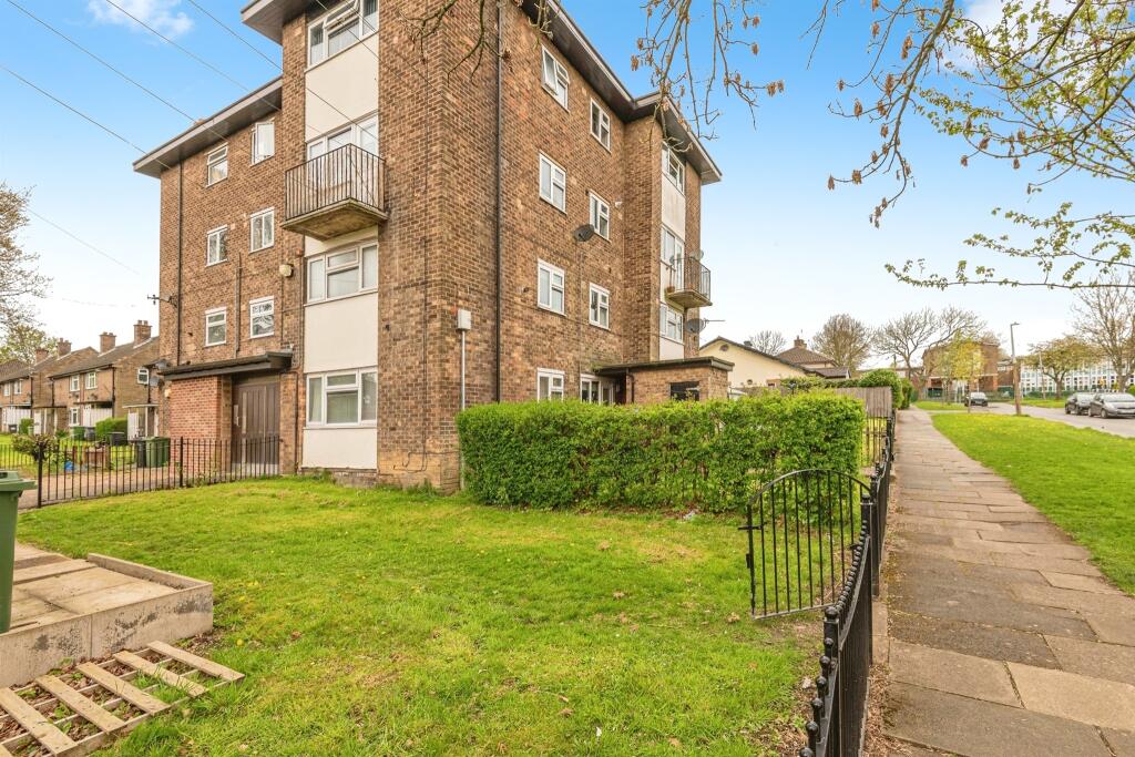 2 bedroom apartment for sale in Keldregate, Deighton, Huddersfield, HD2