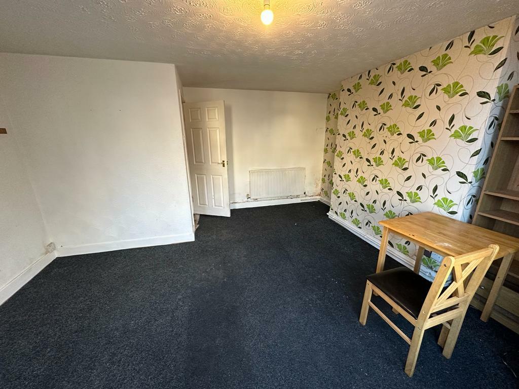 4 bedroom terraced house for sale in Coltman Street, Hull, HU3