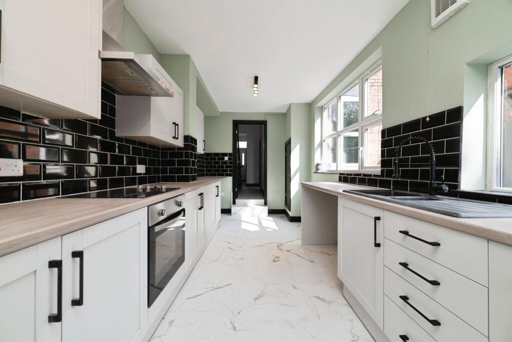 Main image of property: Washington Street, Hull