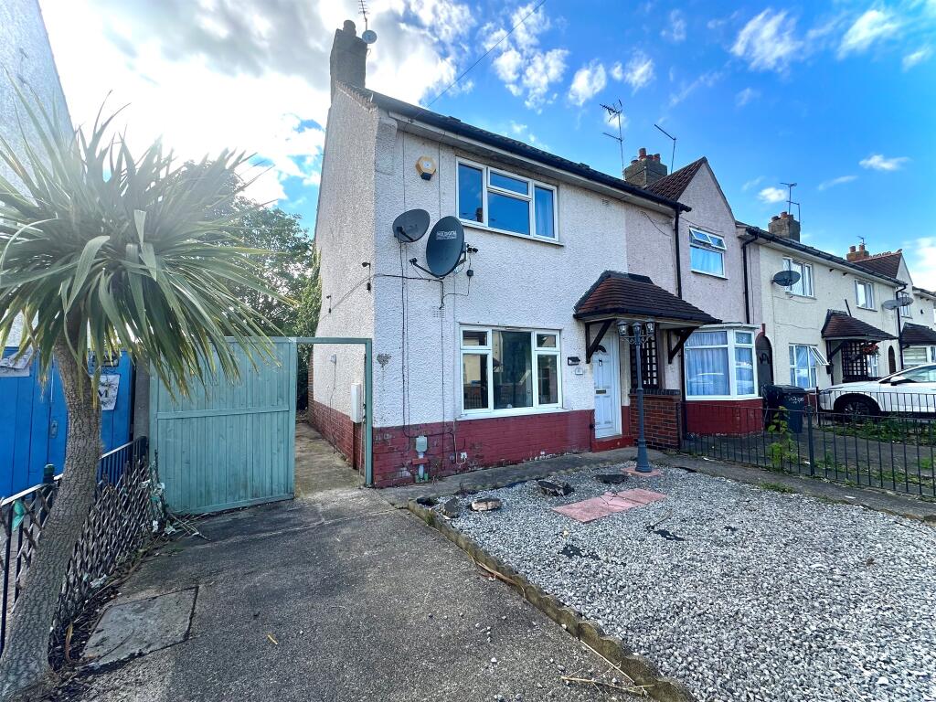 Main image of property: Carden Avenue, Hull