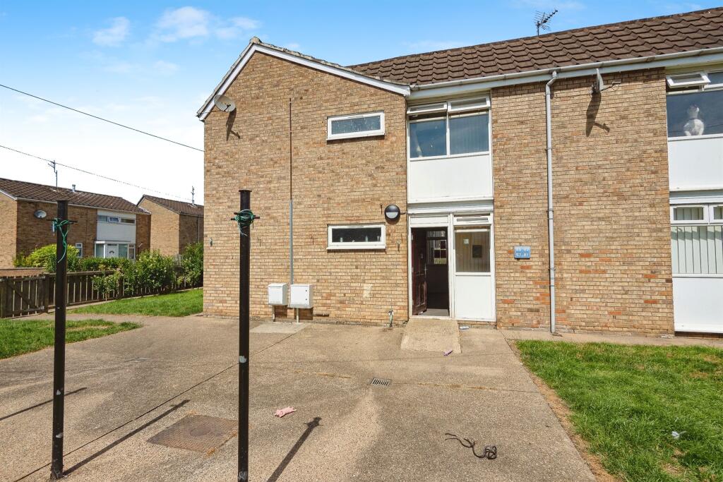 Main image of property: Gleneagles Park, Hull