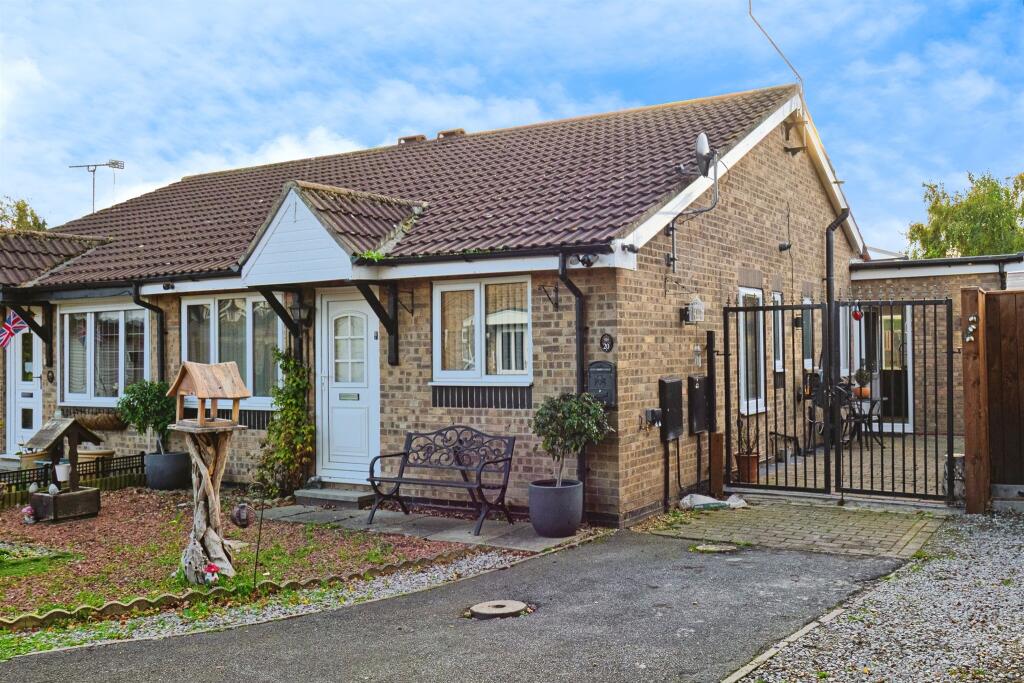 Main image of property: The Orchard, Hull