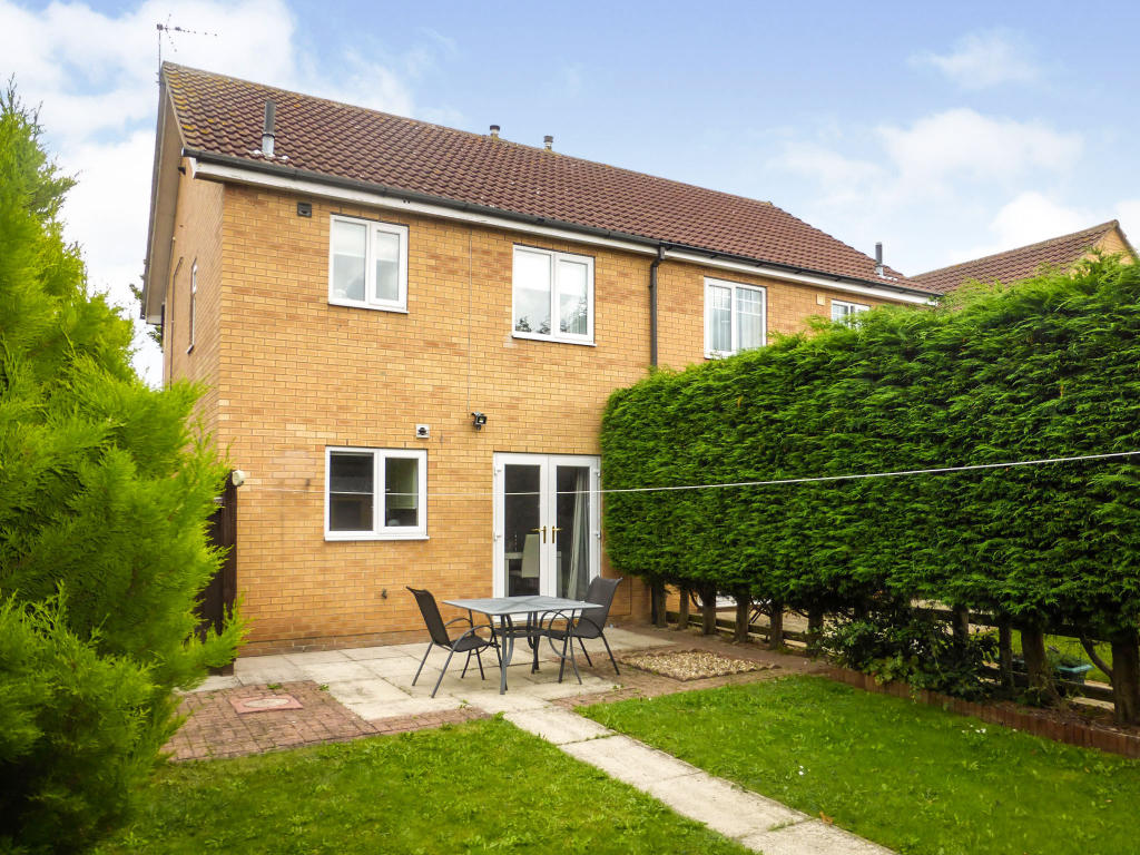 3 bedroom semidetached house for sale in Pilots Way, Victoria Dock