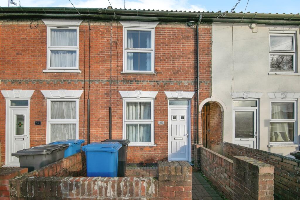 2 bedroom terraced house for sale in Rendlesham Road, IPSWICH, IP1