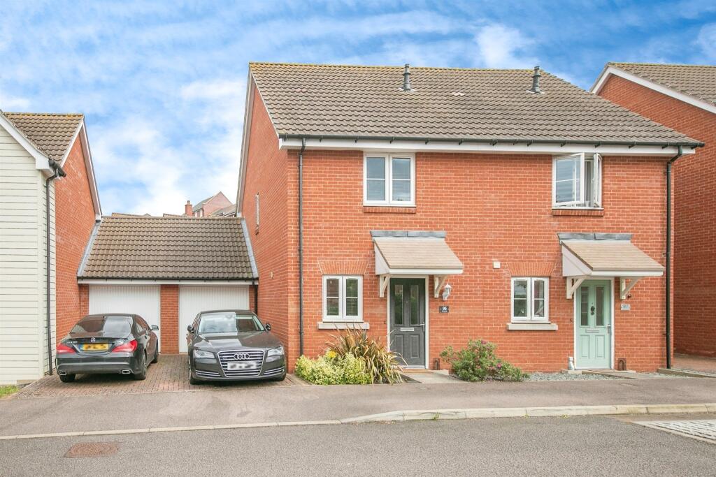 Main image of property: Meridian Rise, Ipswich