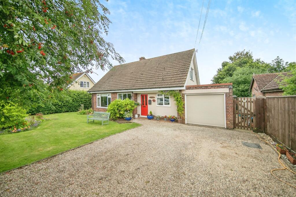 Main image of property: Grove Hill, Belstead, Ipswich