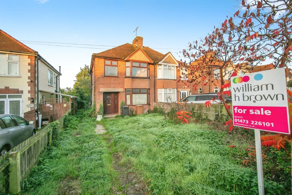 3 bedroom semidetached house for sale in Norwich Road, IPSWICH, IP1