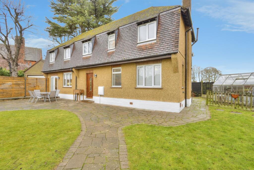 Main image of property: Park Avenue, KETTERING