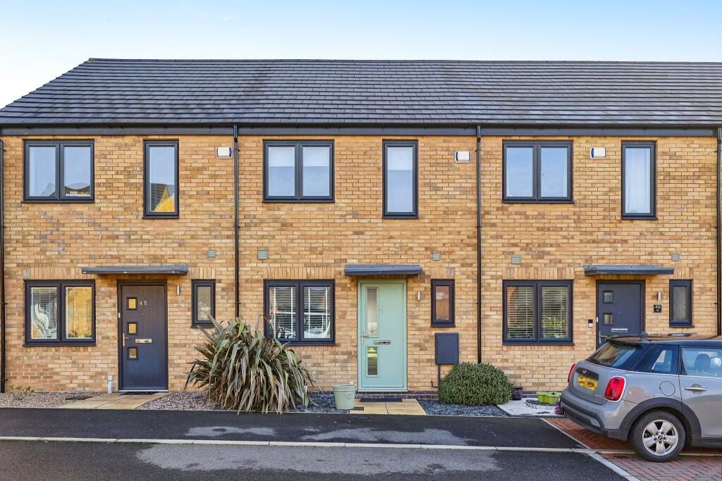 2 bedroom terraced house for sale in Garner Road, Giltbrook, Nottingham