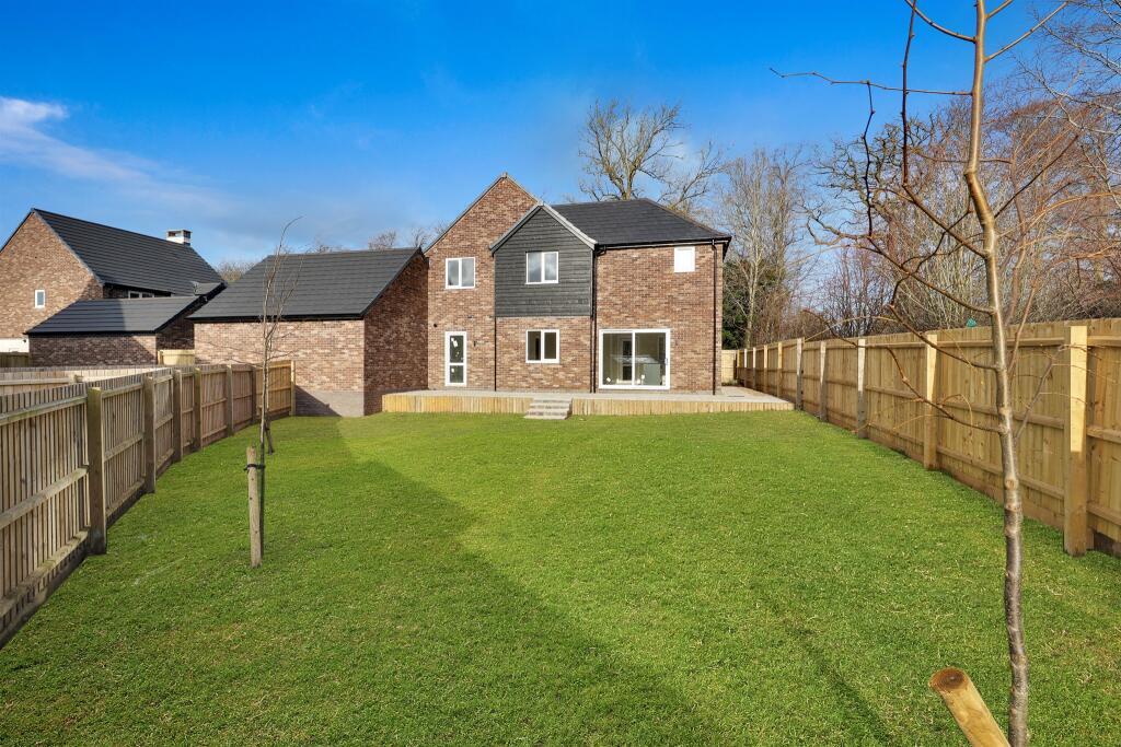 Additional property image - Woodlands Green, Deer Park Close, Alfreton
