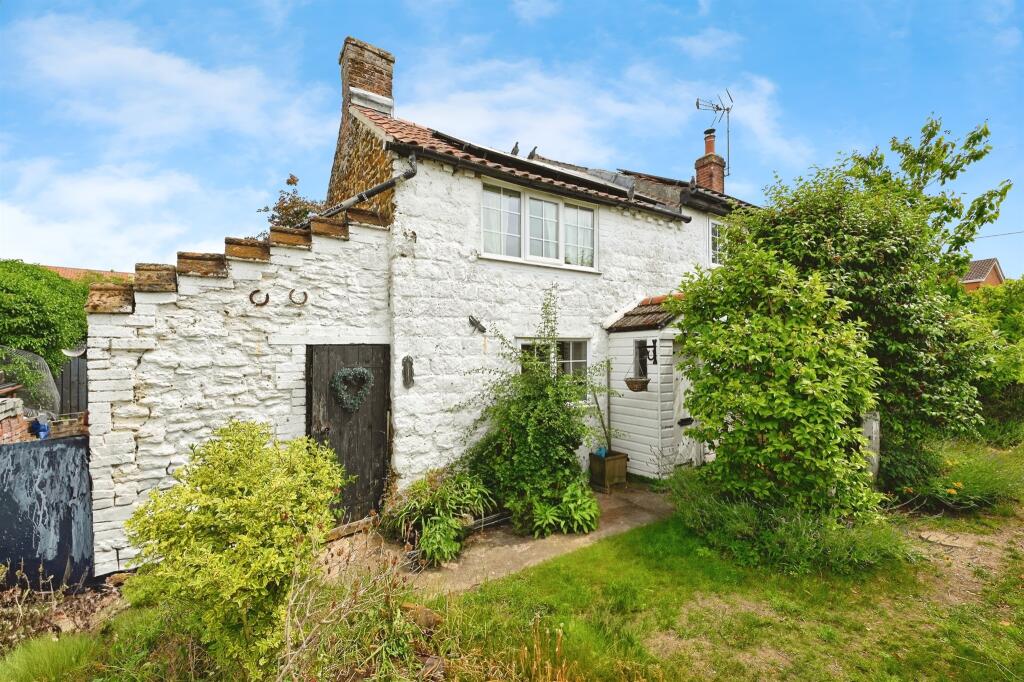 Main image of property: East Winch Road, Blackborough End, King's Lynn