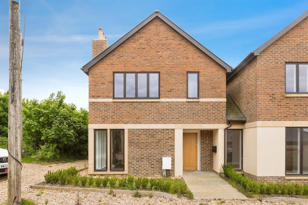 Main image of property: Ardingly Road, Lindfield, Haywards Heath