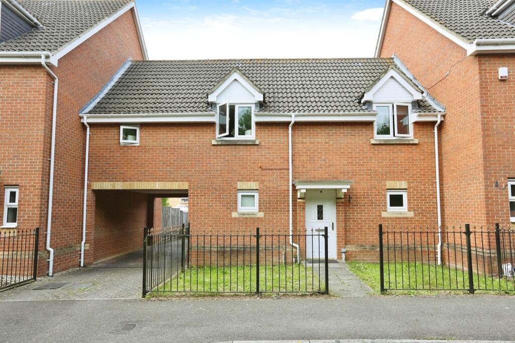 Main image of property: Stag Drive, Hedge End, Southampton