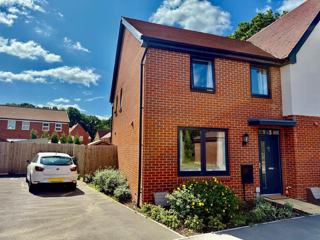 Main image of property: Curbridge Way, Curbridge, Southampton