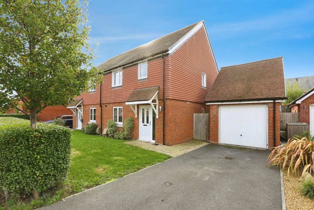 Main image of property: Sandy Hill Close, Waltham Chase, SOUTHAMPTON