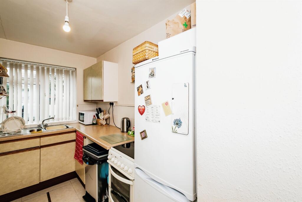 Additional property image - Old Shoreham Road, Portslade, Brighton