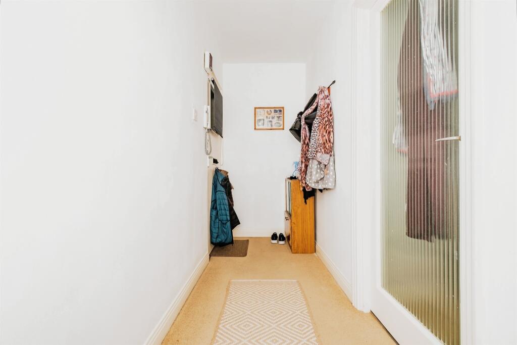 Additional property image - Old Shoreham Road, Portslade, Brighton