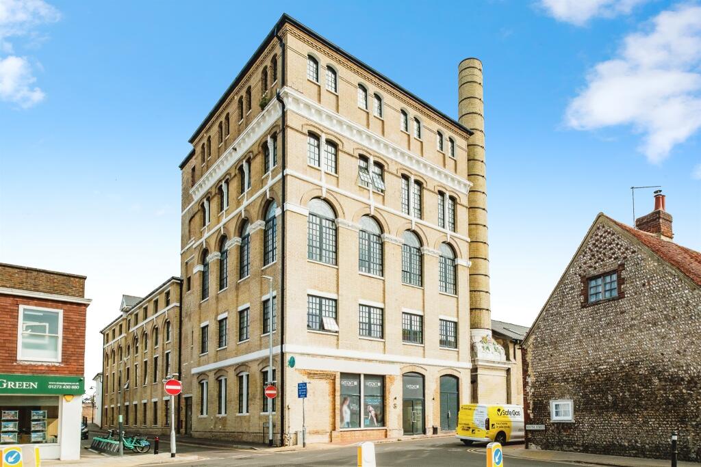 Main image of property: South Street, Portslade, Brighton