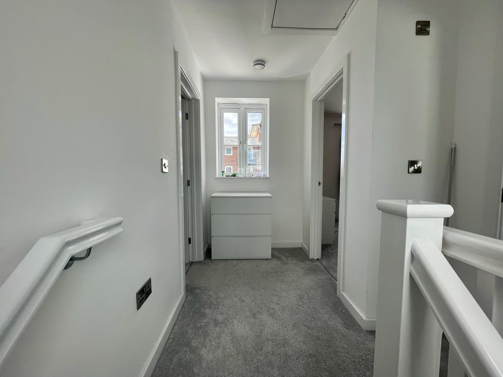 3 bedroom detached house for sale in Coleman Avenue, Hove, BN3