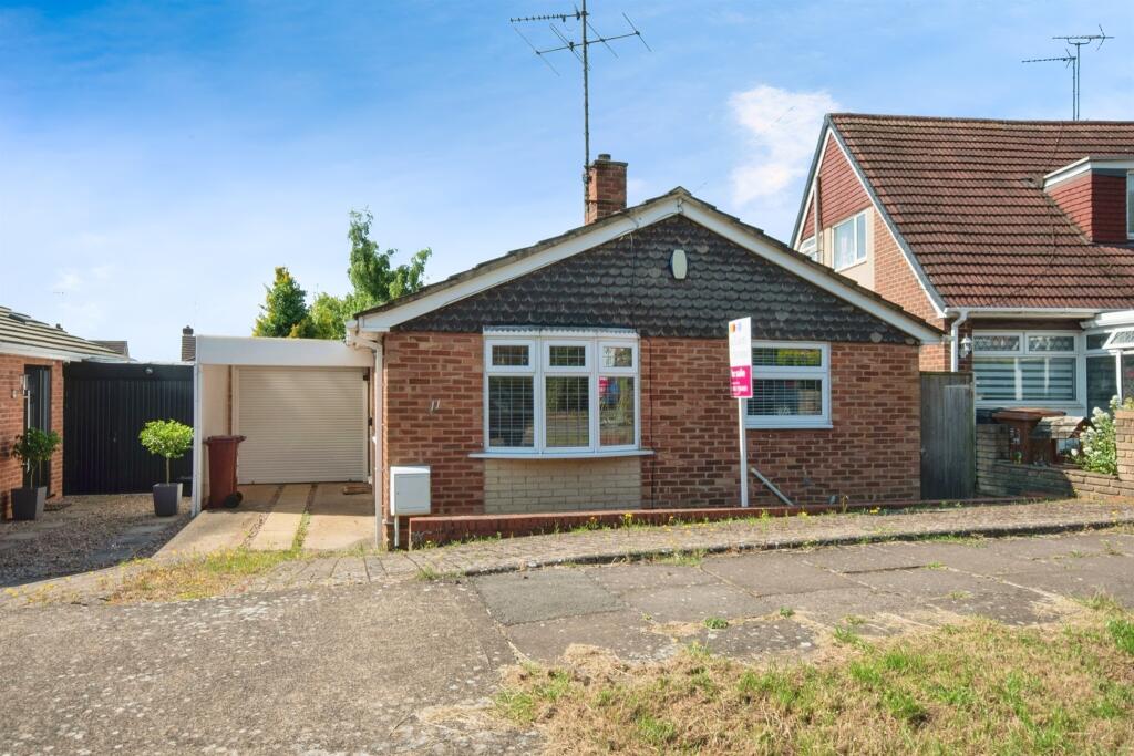 Main image of property: Lindale Close, Northampton