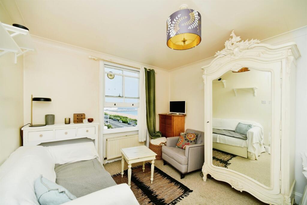 Additional property image - Marine Parade, Brighton