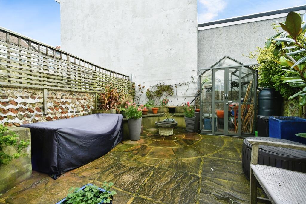 Additional property image - Sutherland Road, Brighton